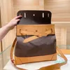 2022 Classic Fashion Bag Women Men Men Suckck Style Bags Duffel Bags Unisex Sumbags 40 см.