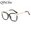 Sonnenbrillenrahmen 2022 Vintage Einzigartige Hohle Quadratische Anti-Blau-Brille Frauen Designer Mode Optische Computer-Brillenrahmen Weibliche Oculos