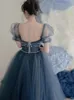 Robe de soirée fantaisie manches volantées boutons illusion dos longues robes de bal tissu de tulle brillant