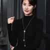s秋と冬の韓国語版の小さな新鮮なセーターチェーンクローバーペンダントロングネックレス女性ペンダントアクセサリーは多用途です