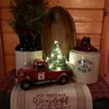 Dekoracje ogrodowe 1PCS Ozdoba świąteczna żywica Czerwona ciężarówka ozdoby choinki