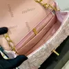 CC -väskor lyx varumärke axel kvinnors rosa tweed med tofs klassisk mini humör klaff kvadratväska guldmetall matelasse kedja crossboure crossboure
