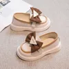 Sneakers Britse stijl leren schoenen voor meisjes kinderen rond hoofd boog licht comfortabel flatbottomed loafers kinderen mode casual 221125