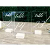 Décoration de fête Numéros de table de mariage en acrylique personnalisés avec supports Calligraphie Signalisation Support en bois clair 221128