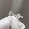 Stud -oorbellen Real 18K White Gold Uitstekende ronde Cut 0,5 karaat diamanttest doorgegeven D kleur moissaniet vrouwelijke feestjuwelen