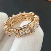 Schlumbergers Wholesale Women Love Band Band Ring T Designer Eternity Dimonique CZ Simulated Diamond 10kt Whiteyellow Gold Remplid Mark Brand Cross Rings for Couple