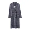 M￤ns Sleepwear Spring Autumn Plaid Bathrobe Men Sleep Top Kimono Robes For Man Full Pure Pure Cotton Long Bath Bride Dressing Gown M-4XL 221124