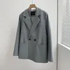 Abiti da donna 2022 Primavera Colletto rovesciato Blazer da donna Doppiopetto Manica lunga Cappotto da donna casual allentato Veste Femme