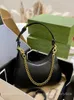 Women Shoulder Bags Designer Crescent Half Moon Totes 2023 New Ladies Tote Underarm Bag Leather Fashion Handbags Multifunctional Use Purses