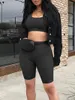 Çalışma Elbiseleri 2022 Yaz İki Parçalı Set Spor Eşleşen Kıyafet Stili Kadınlar O-boyun Tee Üst Pencil Jogger Sweetpants Siyah Takım