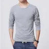 Abiti da uomo 1567 Mrmt Mannen T-shirt 3 Basic Kleuren Lange Mouwen Slanke T-shirt Jong Man Pure Kleur Tops Tees Shirt O-hals Voor