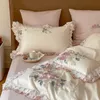 Set di biancheria da letto 1000TC egiziano a fiocco lungo in cotone fiore ricamo principessa Set chic trapunta in pizzo copripiumino biancheria da letto fodere per cuscini 221129