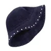Berets Fashion Herfst 2022 Pearl -emmer hoed vrouwen elegante hoeden voor winterkoepel vintage viltvisser cap
