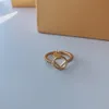 Mode luxe bande femmes diamants anneaux dame en laiton gravé F lettre 18K or bague bijoux cadeaux FRN1-03185q