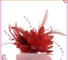 Dekorativa blommor Eleganta bröllopsmaterial brudgum Bridal Universal Corsage With Feather Bead String Women Party handledsblomma och huvudbonad