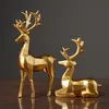 Novelty Items Nordic Christmas Reindeer Figurine 2 Pcs Geometric Resin Sitting Standing Elk Deer Statue For Home Office Decoration Accessories 221129