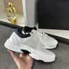 Designer De Luxe Sneakers Hommes Femmes Casual Chaussures Paires Hommes Femmes Toile À Lacets Chaussure Confortable En Plein Air Sneaker À La Mode Formateurs