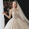 2023 A-Line Bröllopsklänningar Spetsapplikationer Pärlkristall Brudklänningar Formella Lång Trädgårdsrock De Marriage Custom Plus Size