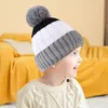 Baby stickad pompom beanie hattar vinter stickad kontrast färg rand hatt barn varm virkning mössor utomhus mössa