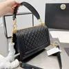 Women's Luxury Designer Shoulder Bags Fashion Texture Diamond Diamond-shaped Coyote Bag Classic Gold Hardware Chain Strap Crossbody Bag Factory Direct Sales