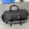 Sac de voyage de grande capacité avec chaîne, sacs de voyage en plein air en Nylon imprimé uni à rayures, sac à bagages souple de styliste unique 295216S