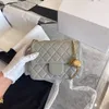 Kadınlar Lüks Tasarımcı Omuz Çantaları Üst Deri Zarf Çanta Şık Yüksek Klasik Altın Zincir Ayarlanabilir Küçük Altın Top Diyagonal Çapraz Çanta Fabrikası Doğrudan Satış