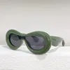 Solglasögon för män och kvinnor 40099 Funny Hip Hop European och amerikansk stil Antiultraviolet Full Frame Glass med Box2619733