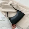 Bolsos de noche simples para mujer, bolso Hobos para axilas, bolso de mano de piel sintética suave para mujer, bolso pequeño de hombro a la moda de Color sólido para mujer, bolso de mano para axila