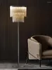 Lampy podłogowe lampa frędzla kreatywna osobowość pionowy stół nowoczesny włoski lekki luksusowy salon dekoracyjny