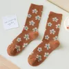 Donne calzini da donna ricamo da donna in stile giapponese Girls Kawaii Cotton Trend Sweet Flower Casual High Quality