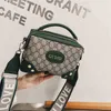 Çantalar çanta kadın yeni çok yönlü basılı haberci taşınabilir küçük kare çanta geniş bant mizaç bir omuz messenger