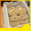 Unisexe Fuzzy Slipper Designer Sandal Pantoufles Diapositives Femmes Hommes Pantoufles Fond Plat Flip Flop Baskets Bottes Casual Chaussure 2211294D