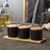 Bottiglie di stoccaggio Barattolo di condimento in ceramica Saliera Copertura in legno Condimento Bottiglia di olio d'oliva Zuccheriera Serbatoio da cucina