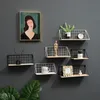 Nieuwheid items Noordse minimalistische creatieve ijzeren gaas partitie muur plak muur hangende decoratie kleine plak niet -marking display stand 221129