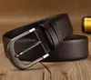 2023 Diseño de lujo Belt Fashion Men Cuero Black Business Bints Women Gold Buckle Classic Casual