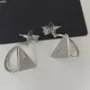 Luxe mode -driehoek Stud -oorbellen met diamant vrouwelijke designer ontwerp dames premium oorrang feest bruiloftsbetrokkenheid 18k wit 209L
