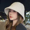 ワイドブリムハットバケツニットフィッシャーマン女性秋冬韓国バージョンシンプルショーフェイススモールブリム盆地キャップウォーム221129