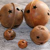 Dekoracje świąteczne 12PCS 40 mm Rusty metalowa gwiazda wycięcia Jingle Bells do świątecznego rzemiosła Natal Navidad Noel 2023 Rok 221130