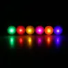 Hundhalsar Multi Colors LED PET PET PEDANT Färgglada lätt blinkande lysande krage levererar glöd säkerhet tagg grossist