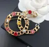 20 styl luksusowy projektant marka list broszki kobiety mężczyźni 18K pozłacane przypinki na klapę kryształowy frędzel broszka perła Pin Party moda akcesoria
