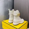 2023 Star Trail But luksusowy projektant damskich Chunky Heel Boots Lace Up Martin Boots Ladys Fashion Winter Booties with Box -e066