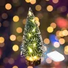 Kerstdecoraties Mini kleine boom met LED -licht witte rand dennennaald decoratie bureaublad ornament cadeau groene ceder 221130