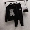 Kvinnors tvåbitar byxor Autumn Brand Velvet Suit Women Plus Szie Large Womenfat Sister Meat Covere Bear tröja Sweatpants 221130