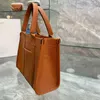 Bolso de mano Bolsos de diseñador Bolsos de hombro de gran capacidad para mujer Bolso de mano de letras de moda Bolso de bolsillo con compartimento interno 3 colores Bolsos de compras