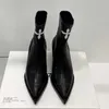 Luxus Designer Frühjahr Neue Spitze Kurze Stiefel frauen Ärmel Dicke Heels Mode Elastische Dünne 0314221130