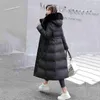 女性用トレンチコート秋と冬のファッションビッグファーファーファーカラーコットンパッドジャケットベルト膝の長さのスリムダウン女性コート