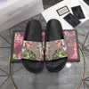 2023 Designer Slides Pantofole da donna da uomo con scatola originale Dust Bag fiori stampa scarpe con plateau in pelle Sandali estivi di lusso alla moda