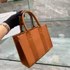 Bolso de mano Bolsos de diseñador Bolsos de hombro de gran capacidad para mujer Bolso de mano de letras de moda Bolso de bolsillo con compartimento interno 3 colores Bolsos de compras