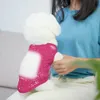 Sublimação em branco camisa de cachorro vestuário branqueado camisas de transferência de calor pm pijamas de pijamas de cachorro leve para cães pequenos de cães médios usando p1130