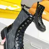 2022 Designer Fendyity Bottes Chaussures Nude Noir Bout Pointu Mi Talon Long Bottes Courtes Chaussures Nqn